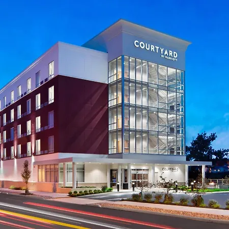 Courtyard By Marriott Albany Troy/Waterfront Hotel